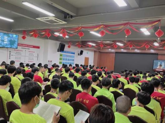 学习《弟子规》做德技兼备的青华学子