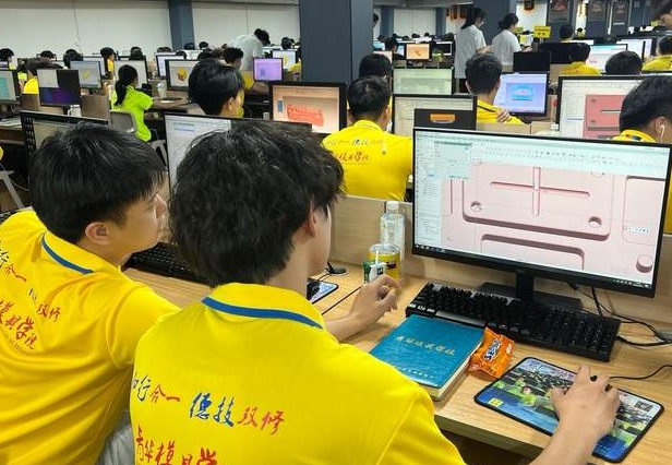 技术傍身，底气自来｜陈同学：从担心学不会，到被企业抢着要