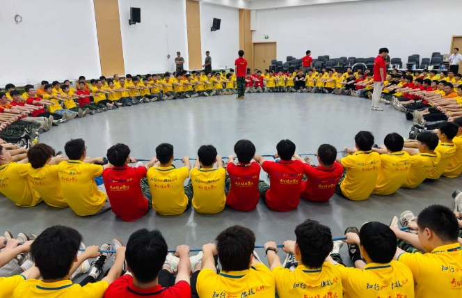 以拓展聚力，以匠心筑技|青华模具学校编程班拓展训练圆满落幕