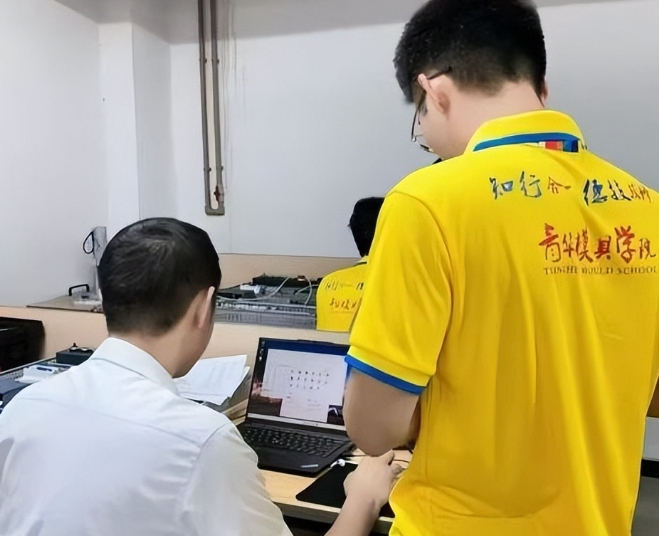 从制造到智造，我们陪你一起把蓝图落地