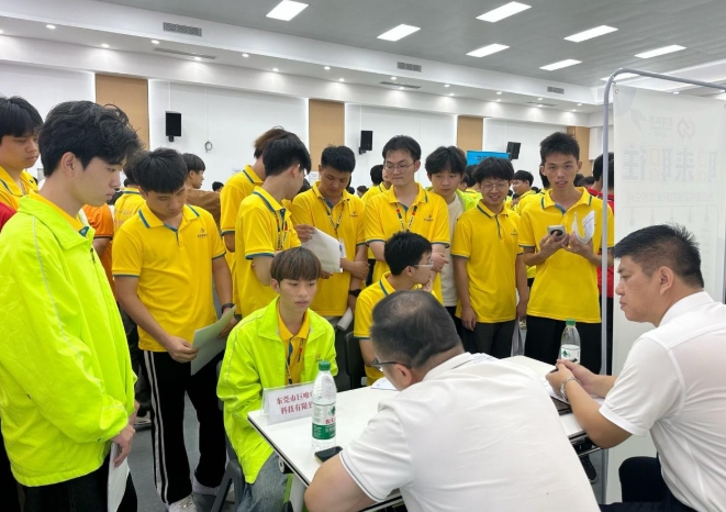 企业持续上门求才｜五金模具岗位持续扩招，就业保障看得见