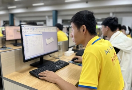 零基础能学会，是学习氛围催人进步