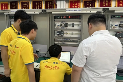 零基础能学会，是因为老师会教、懂小白