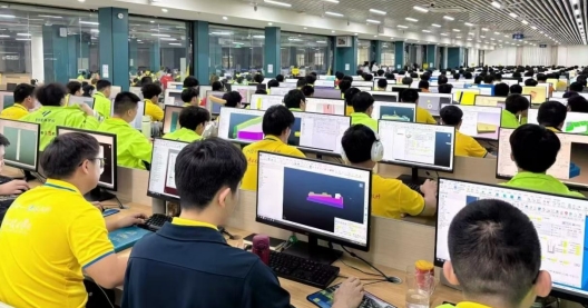 不怕AI替代、不怕行业裁员，未来能长期稳做的工作，藏在这里