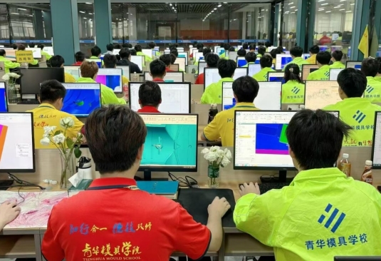 高中、中专毕业不用迷茫，学一门硬技术，稳稳走好职业路