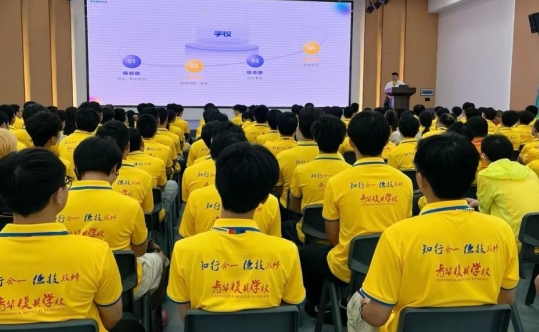 为什么模具高手多出青华？三层培育体系，练就行业硬核人才