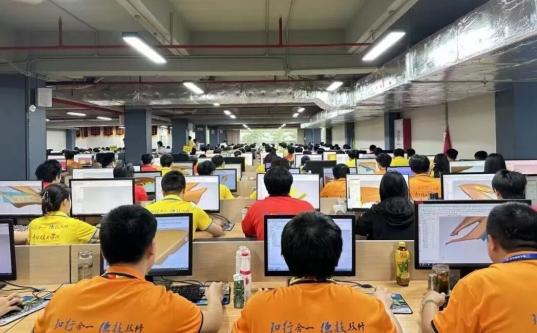 从CNC操机到数控编程，姜同学用两年把工资做到13000元