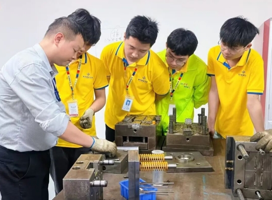 大学毕业后，真正拉开差距的是职业方向感