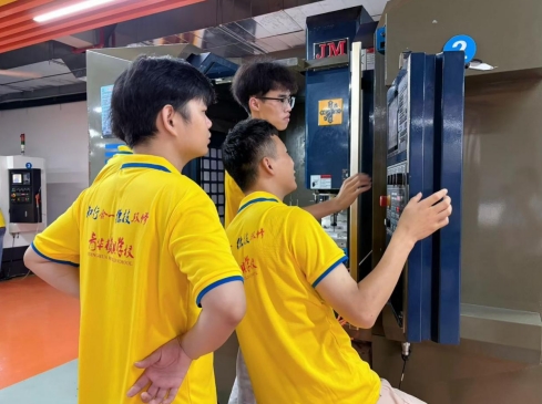 3天沉浸式课堂体验营来袭｜来青华，零距离感受模具技术课堂