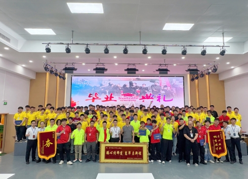 零基础稳上岸！闫同学产品编程顺利上岗，转正薪资8000